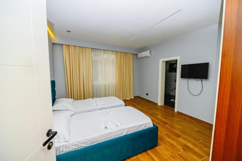Mon Ami Boutique Hotel Shkoder Ngoại thất bức ảnh