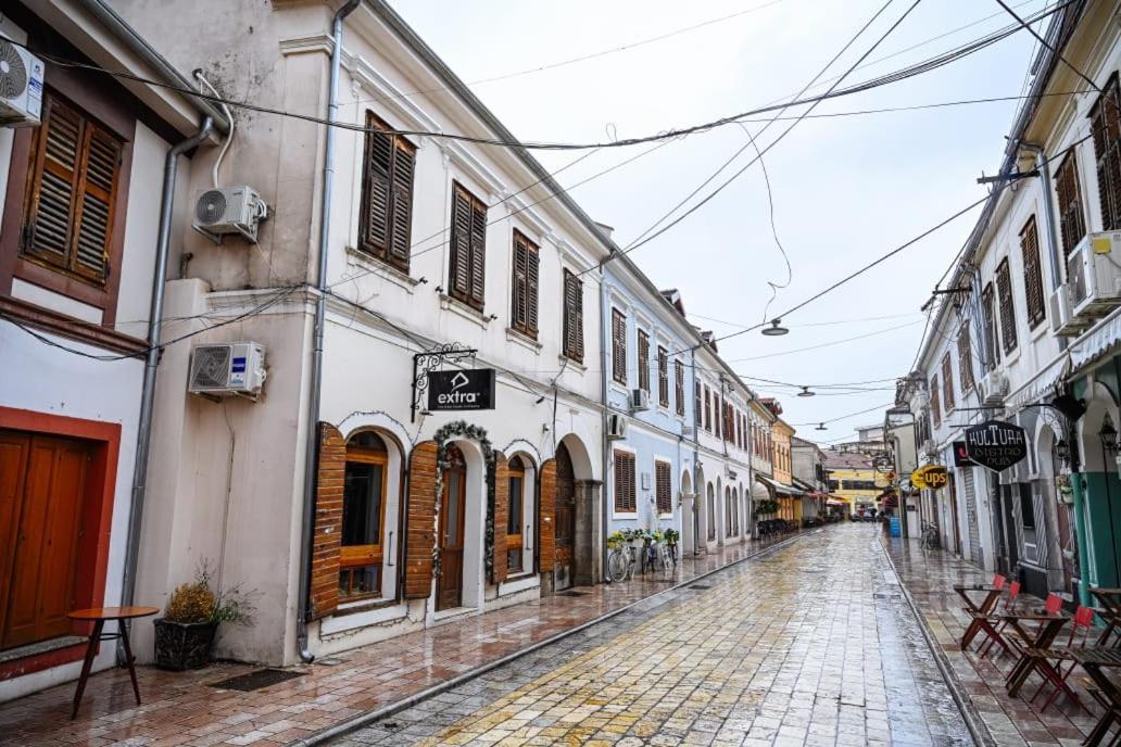 Mon Ami Boutique Hotel Shkoder Ngoại thất bức ảnh